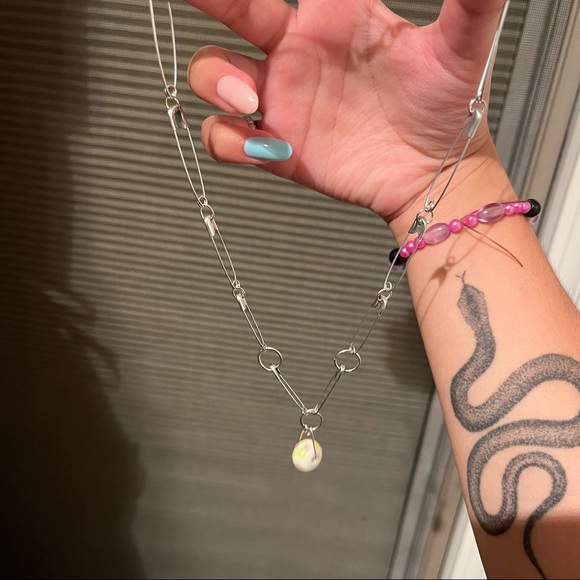 safety pin necklace - Picture 2 of 2